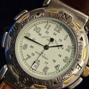 Vintage Field & Stream Campmaster Fliptop Compass Watch